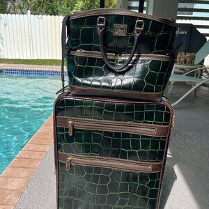 Dooney BourkeLuggage roller carry on
